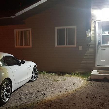 Preferred Rooms By Crestview Guest House Chapleau Экстерьер фото